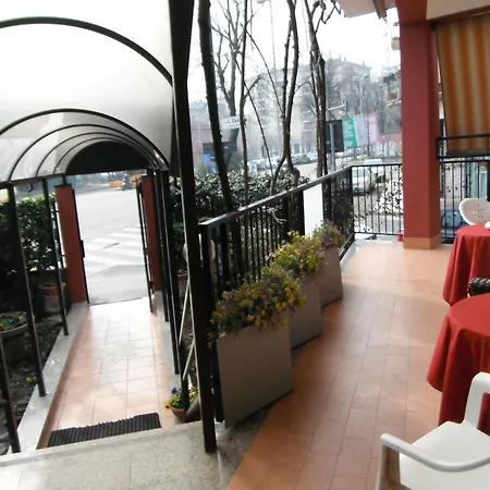 雷纳托酒店 酒店 塞斯托-聖喬凡尼