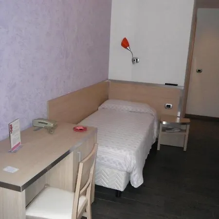 Renato Hotel 3*
